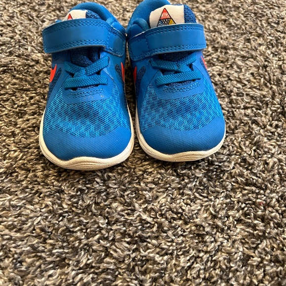 Nike/Carters Shoe Bundle - Picture 5 of 7